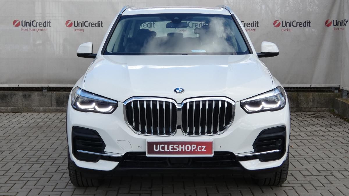 BMW X5, xDrive 40i - fotka 2