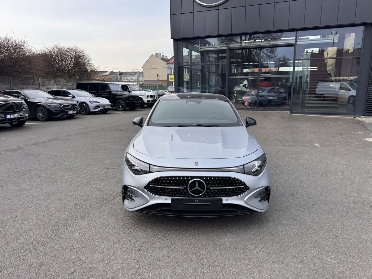 Mercedes-Benz CLA, 200 4M - fotka 2