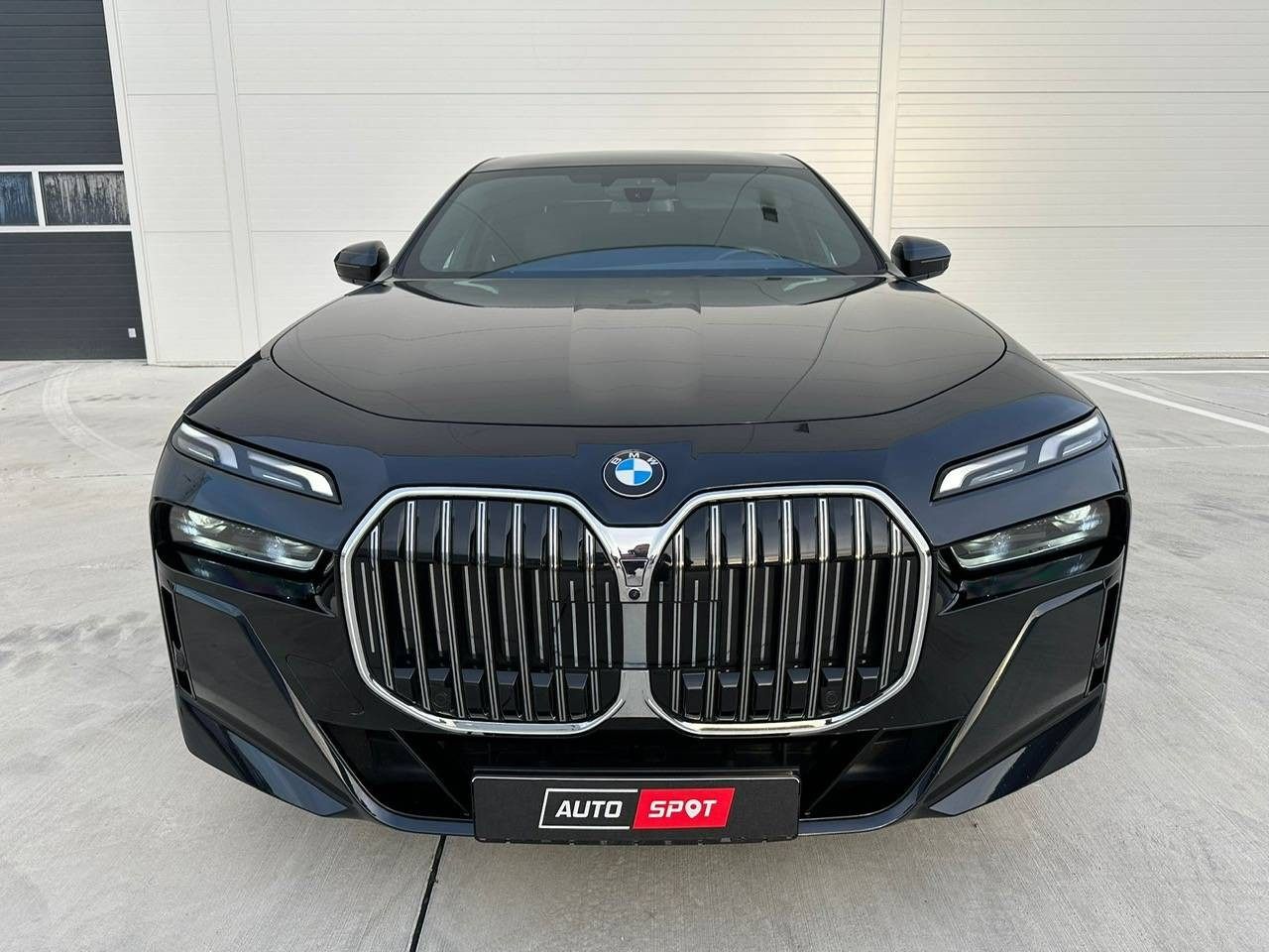 BMW Řada 7, 740d mHEV xDrive B&W,Merino, - fotka 5