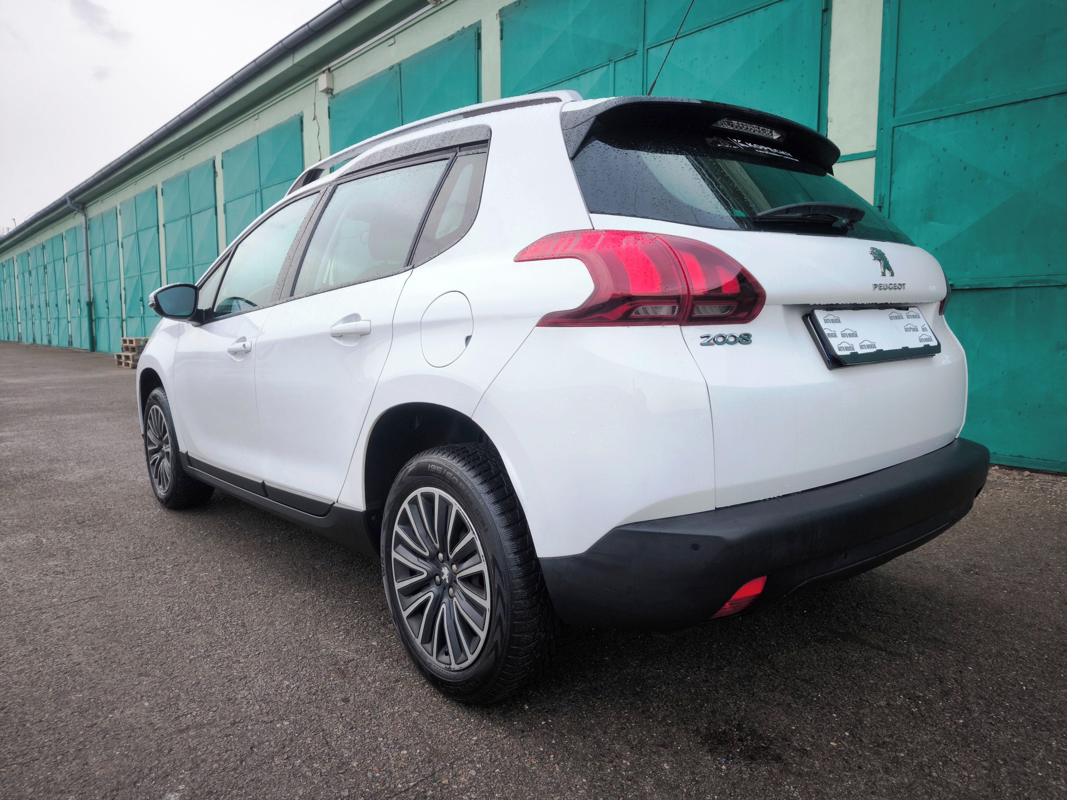 Peugeot 2008, 1.2PT/60kW *1.maj., ČR, 34TKM - fotka 5