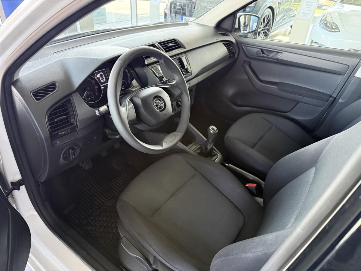 Škoda Fabia, 1,0   TSI 70kW,SERVISKA - fotka 6