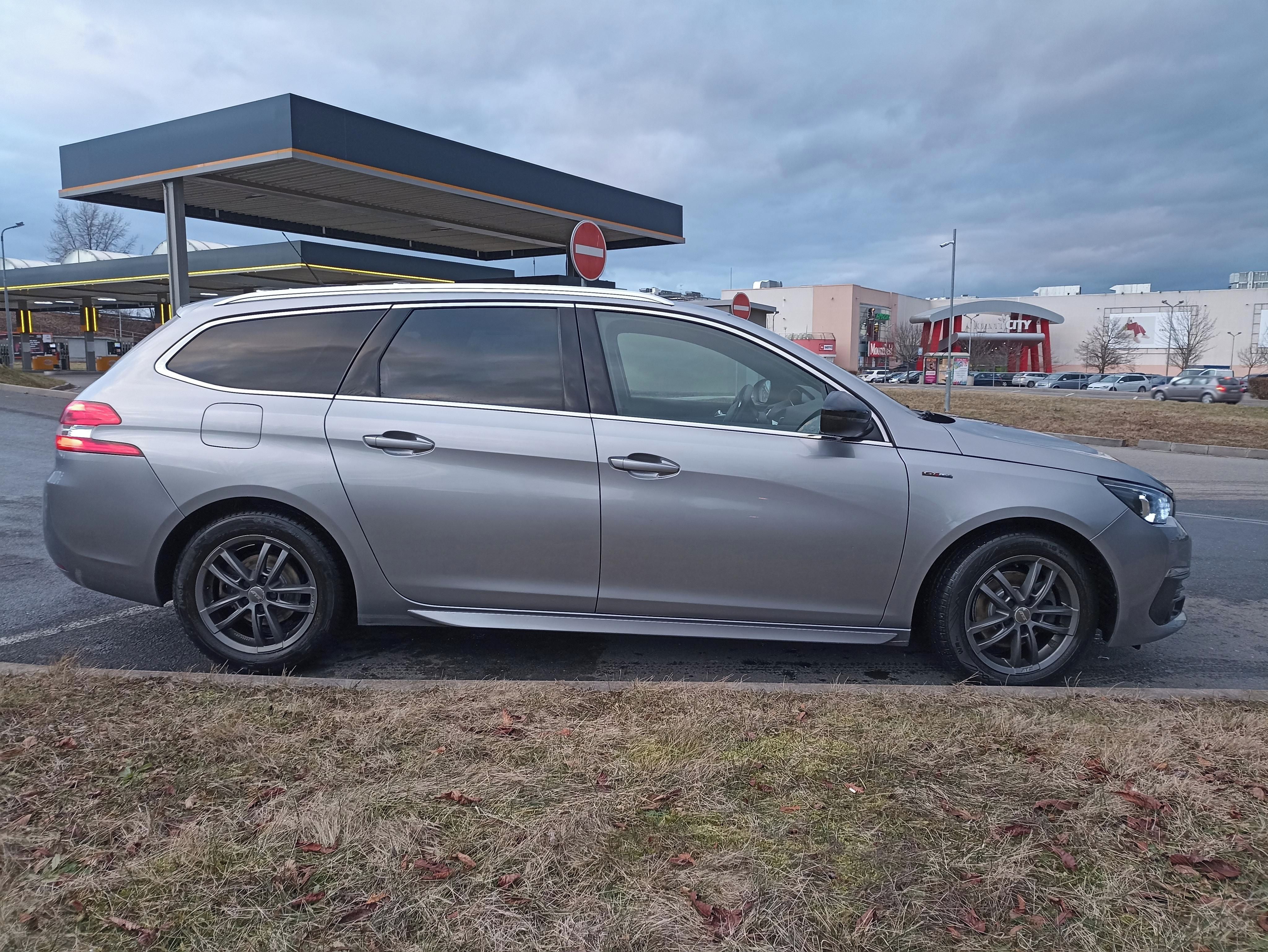 Peugeot 308, 1.5 HDi, 96 kW, GTline - fotka 4