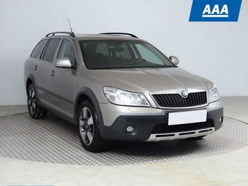 Scout 2.0 TDI, 4X4, Xenony