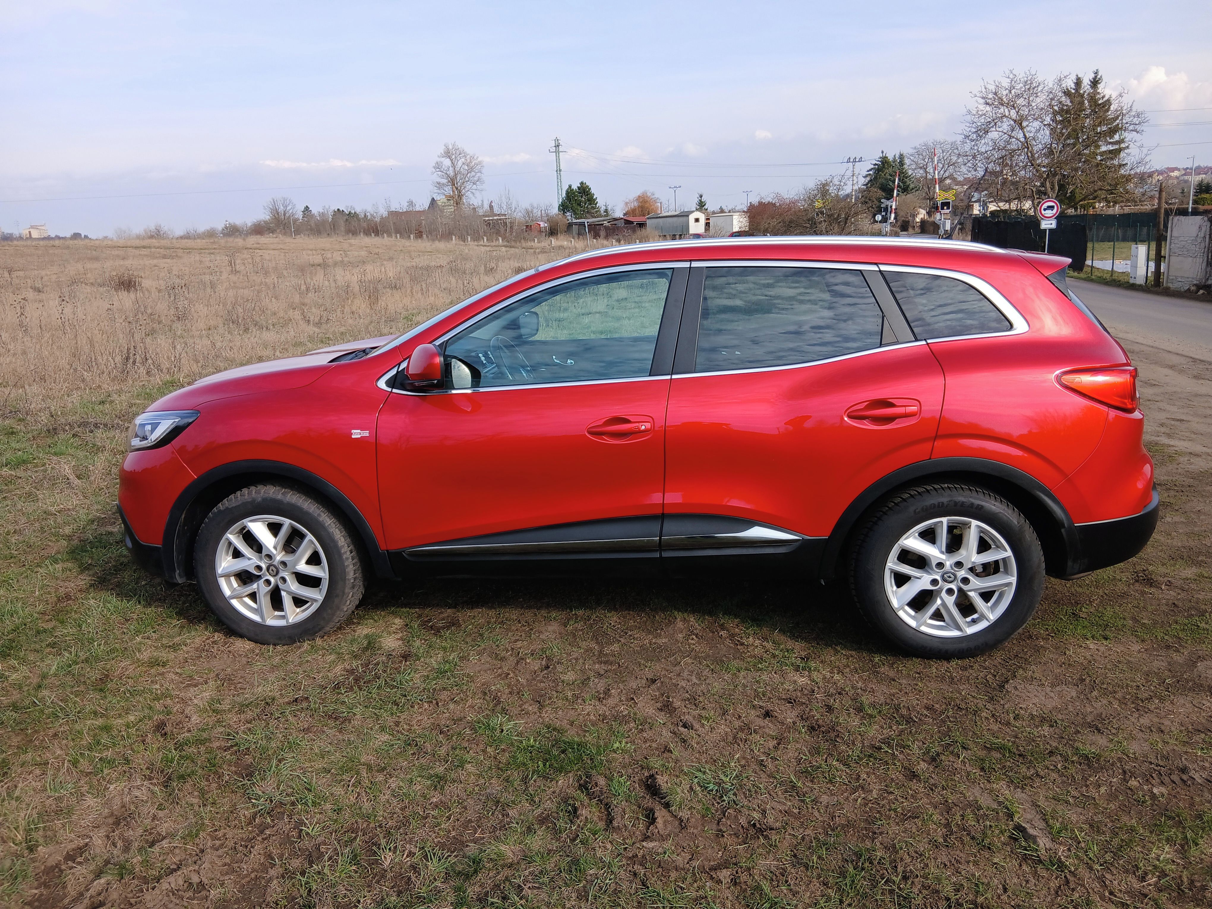 Renault Kadjar, 1,2 tce 96kw - fotka 4