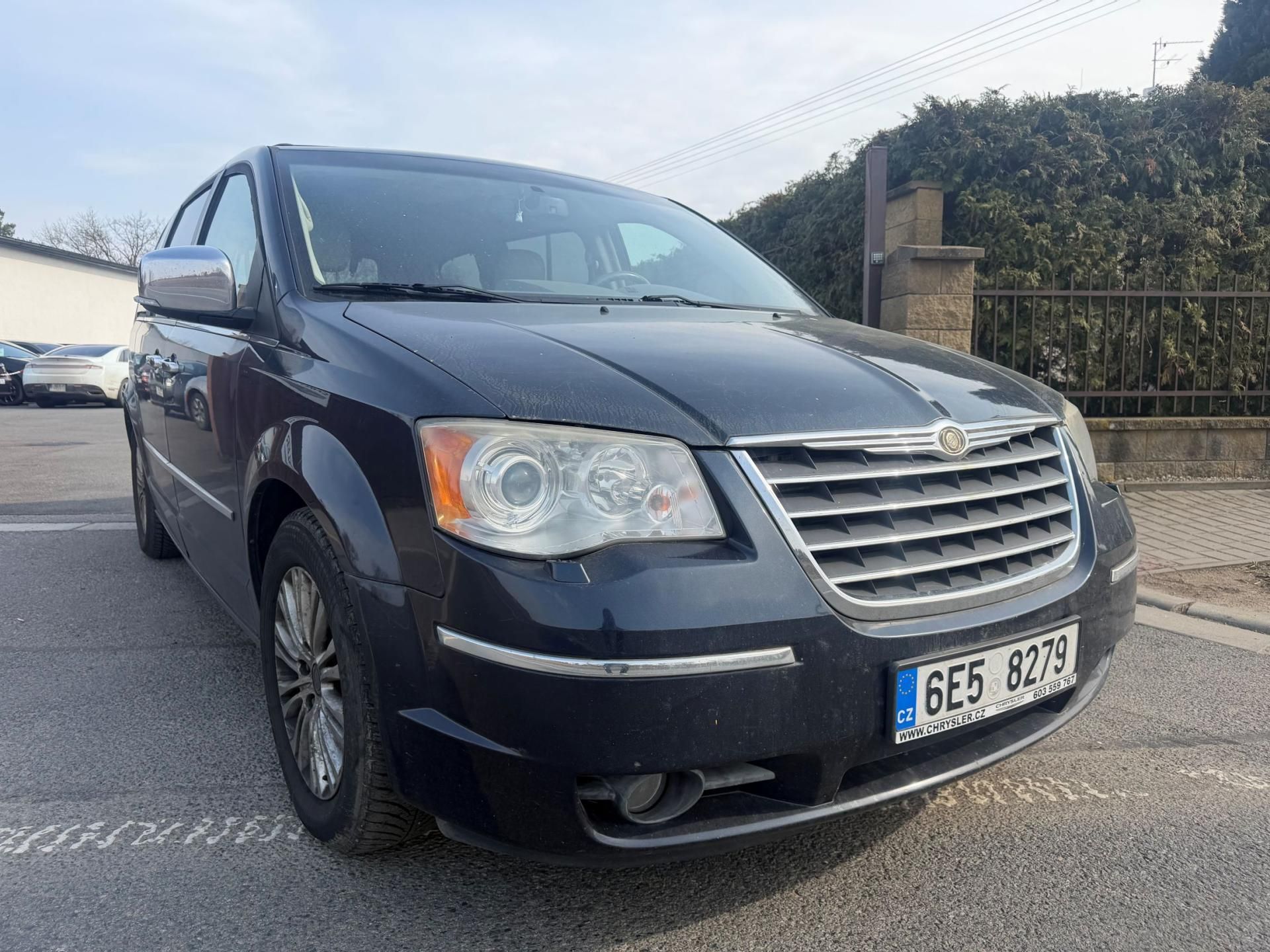 Chrysler Grand Voyager, 3,8 V6 LPG Limited 2008 - fotka 6
