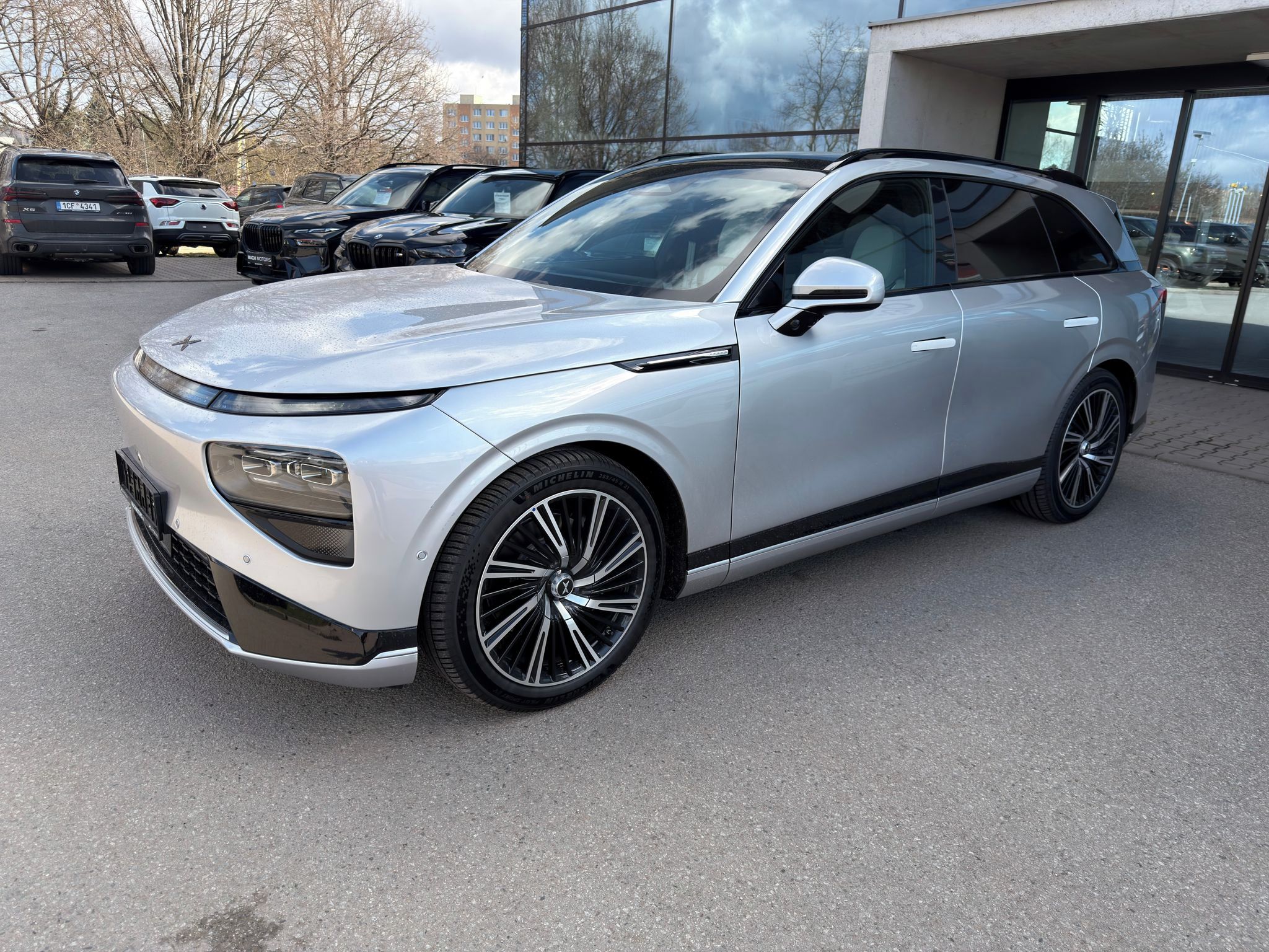 XPENG G9, XPENG G9 AWD Performance