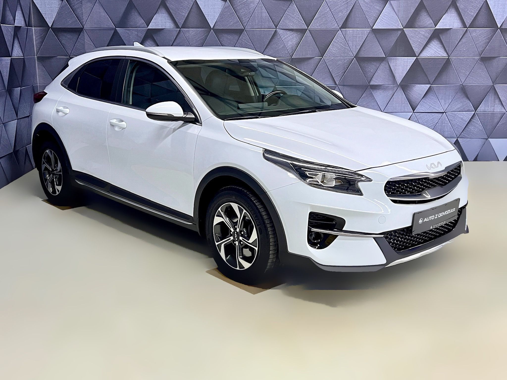 Kia XCee´d, 1.6 CRDi 100 KW 7DCT EXCLUSIVE - fotka 4