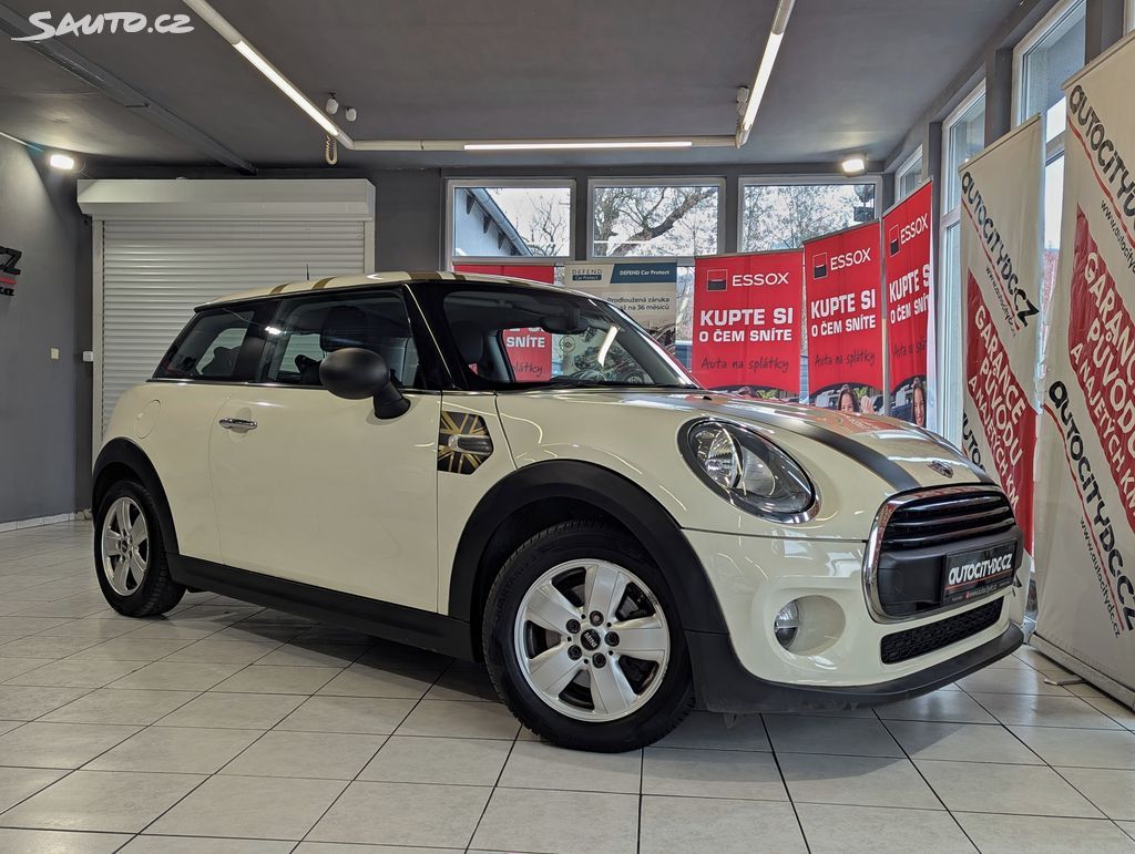 Mini One, 1.2 i 75kW VÝHŘEVY, PDC