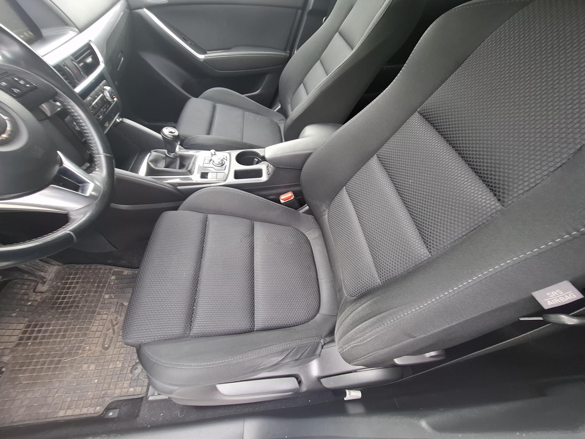 Mazda CX-5, 2,2 SKYACTIV-D/MAN6 - fotka 6
