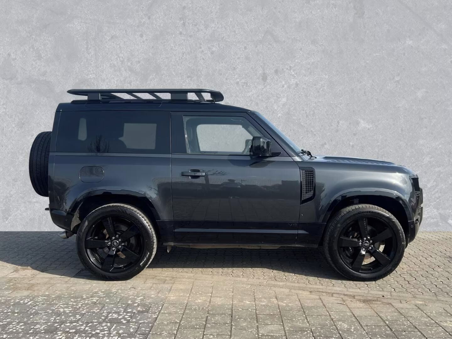 Land Rover Defender, 90 P525 V8*360° kamera*Kůže* - fotka 5