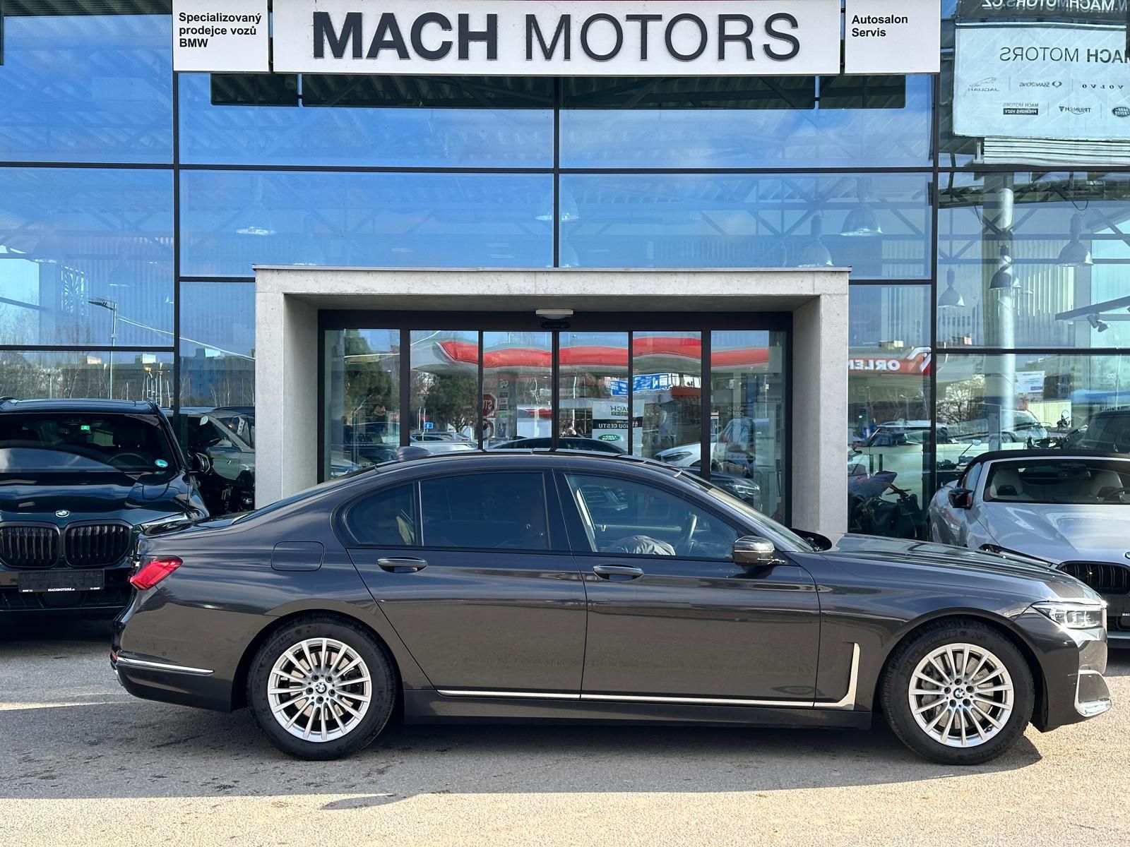 BMW Řada 7, 740D xDrive Executive Pro - fotka 5