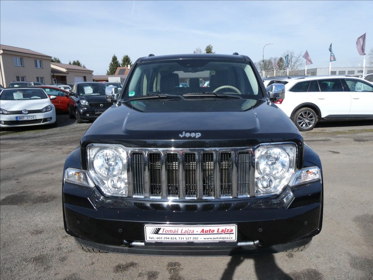 Jeep Cherokee, 3,7 L 151kW 4x4, automat - fotka 2