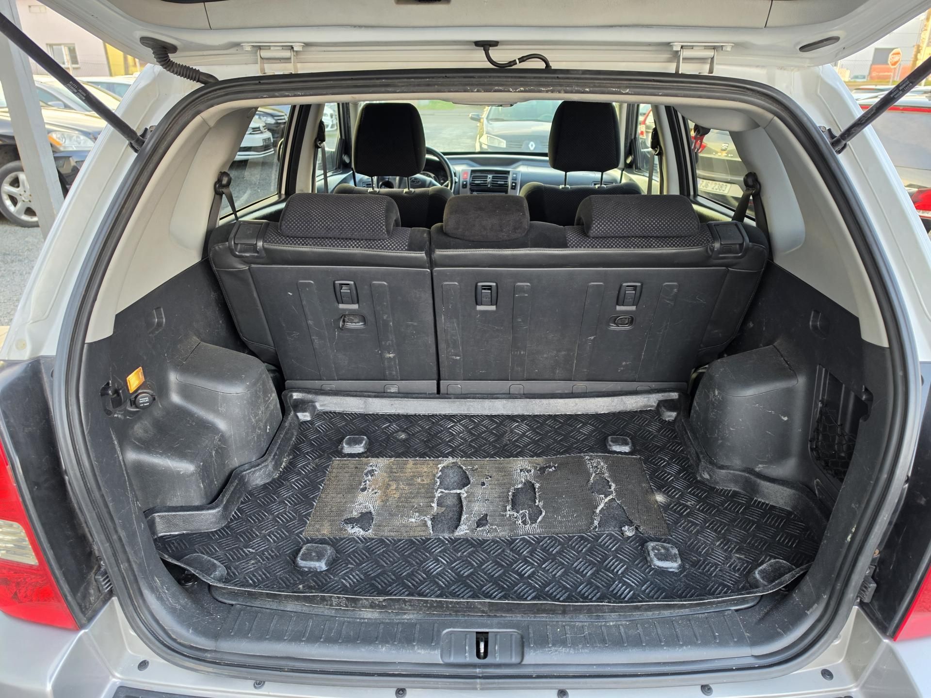 Hyundai Tucson, 2.0 CRDi TZ - fotka 6