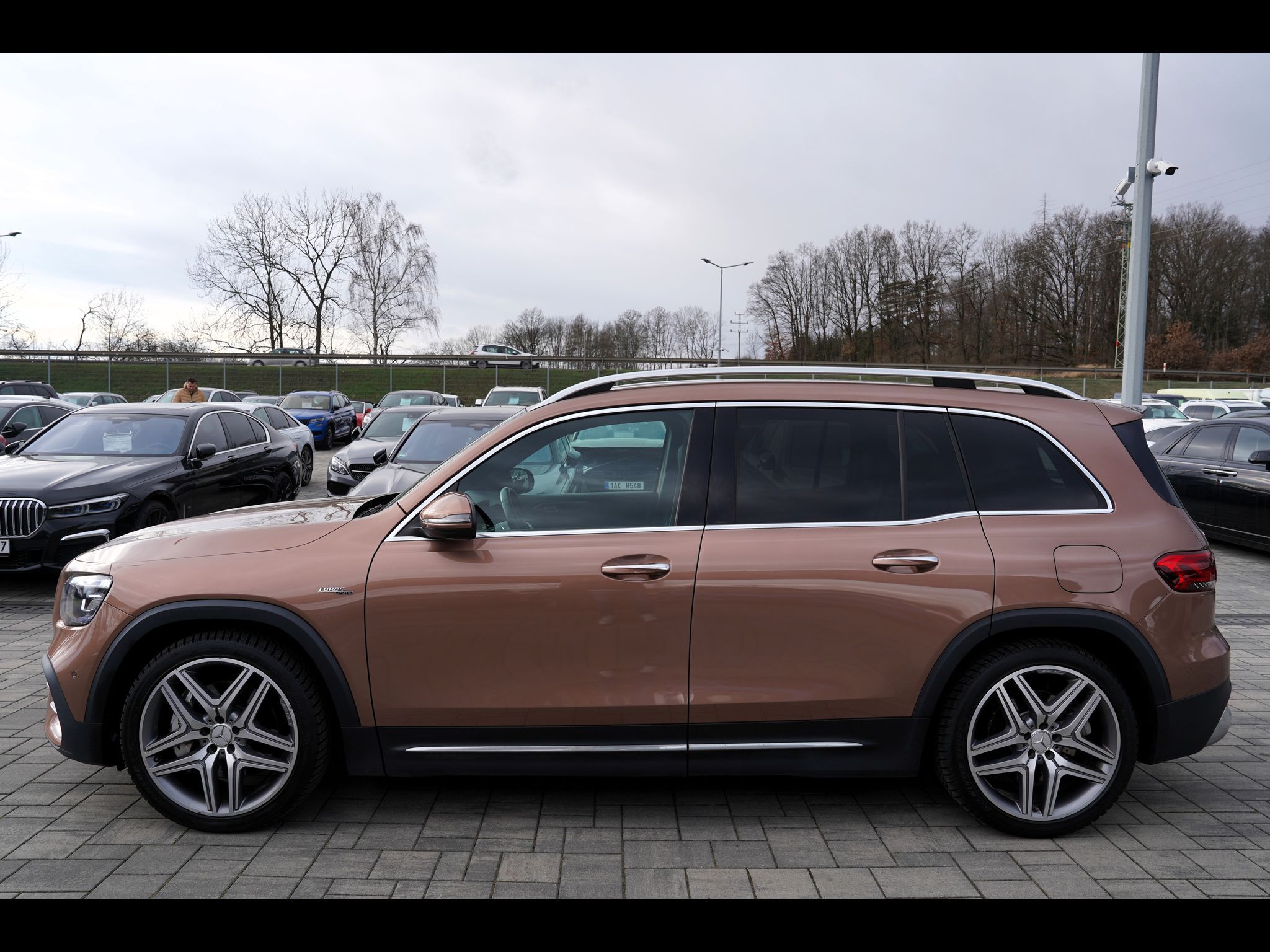 Mercedes-Benz GLB, GLB 35 AMG 4Matic/310 PS/ČR - fotka 3