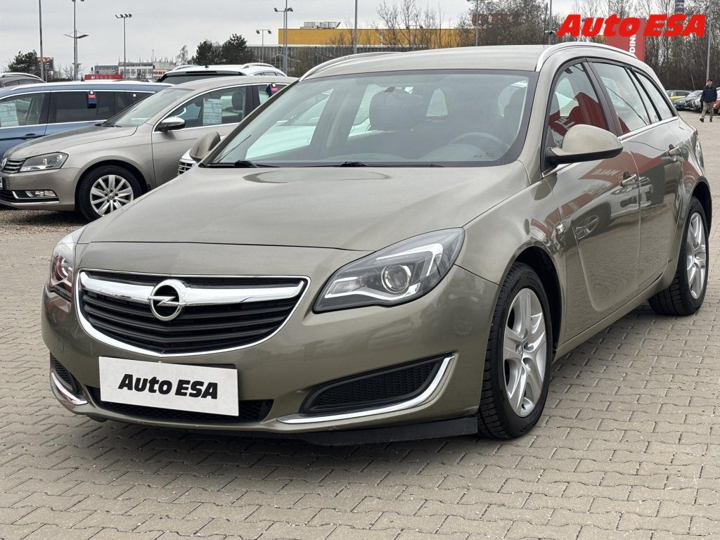 Opel Insignia, 2.0 CDTi,ČR - fotka 3