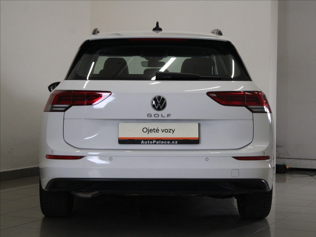 Volkswagen Golf, 1,5 TSI Life Variant 147tkm.ČR - fotka 4