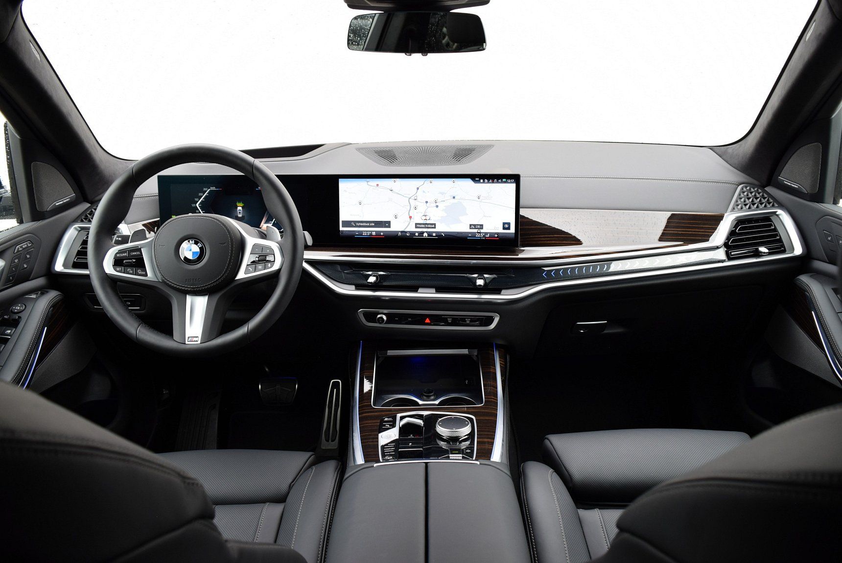 BMW X7 - fotka 6