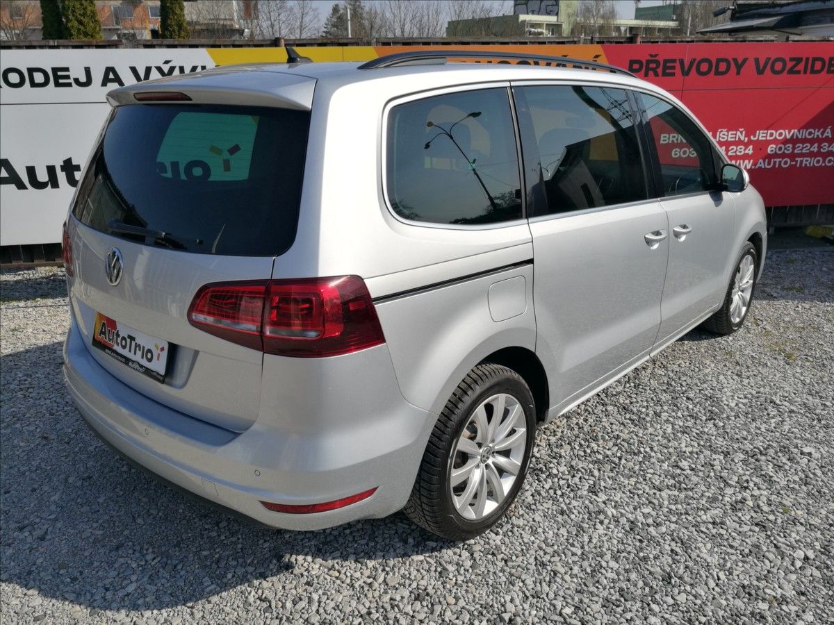 Volkswagen Sharan, 2,0 TDI DSG 4motion - fotka 3