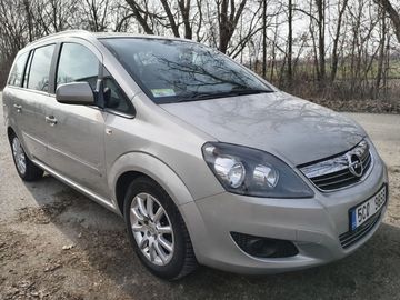 ČR 1.7CDTi 92kw 7míst Webasto