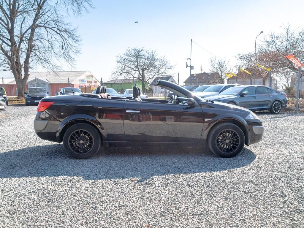 Renault Mégane, CC 2.0i 16V 99KW – PO SERVISU - fotka 5
