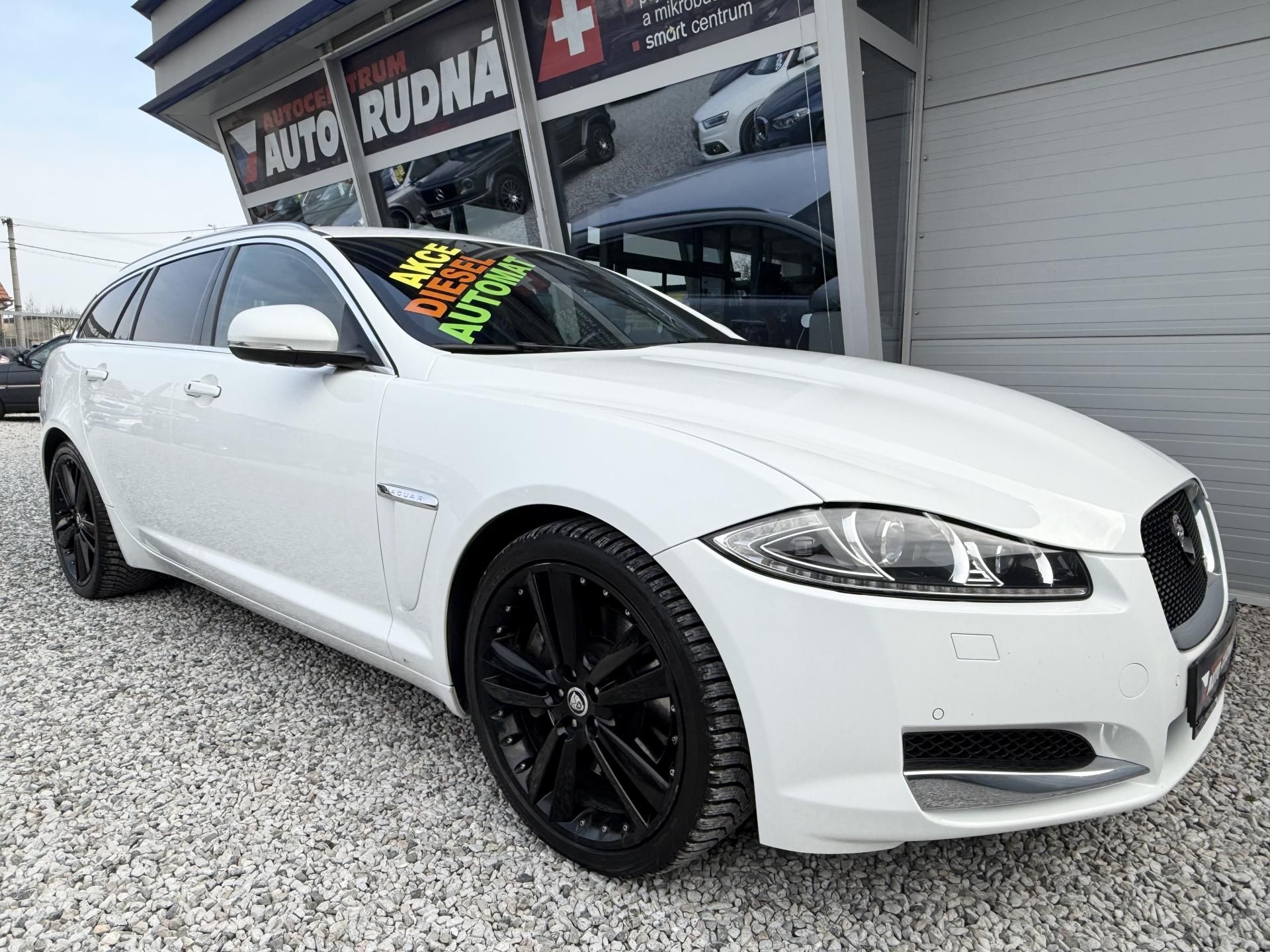 Jaguar XF, 3,0 V6 Sportbrake Automat - fotka 5