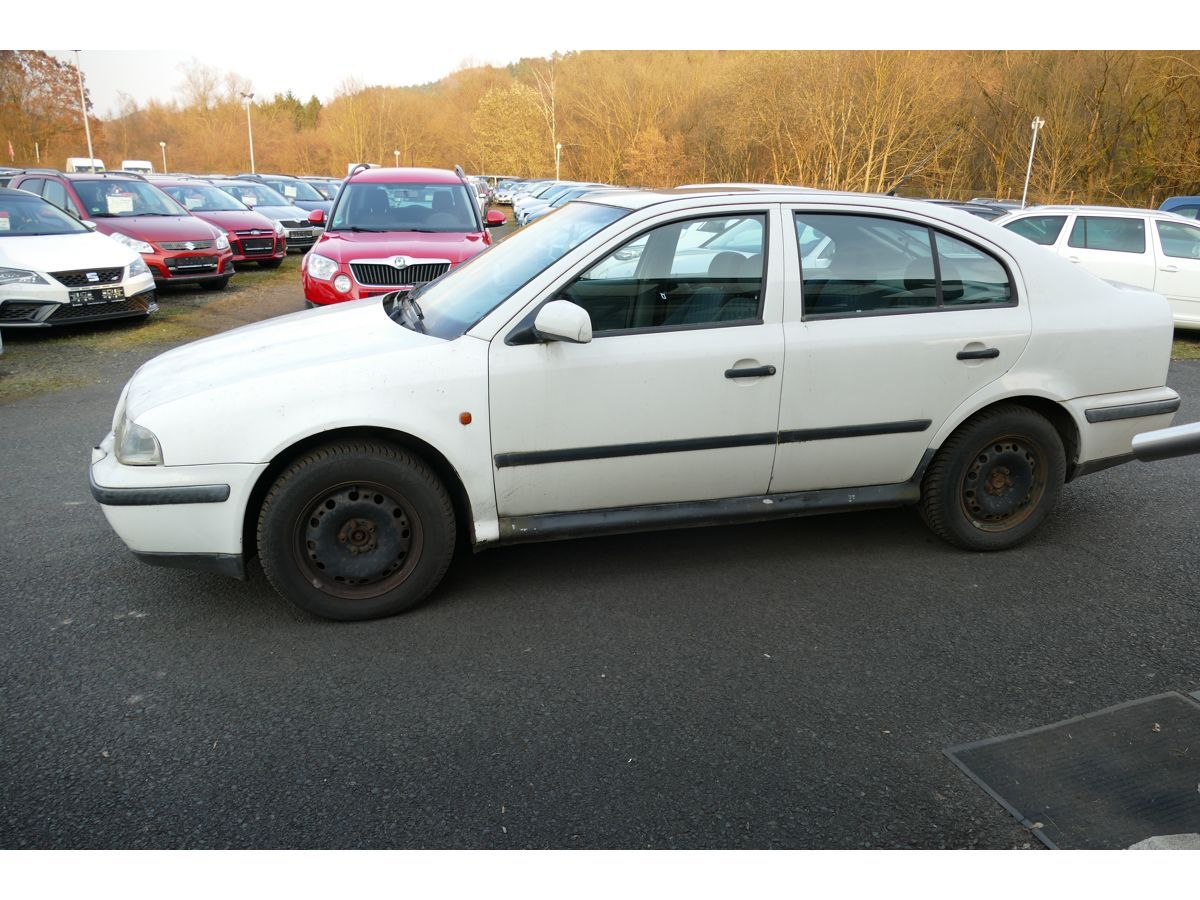 Škoda Octavia, 1,9TDI 66KW - fotka 3