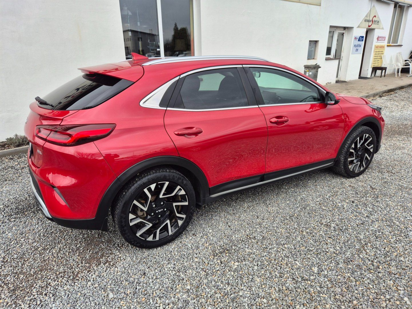Kia XCee´d, 1.5i TOP  NOVE V CZ EXKLUSIVE - fotka 4