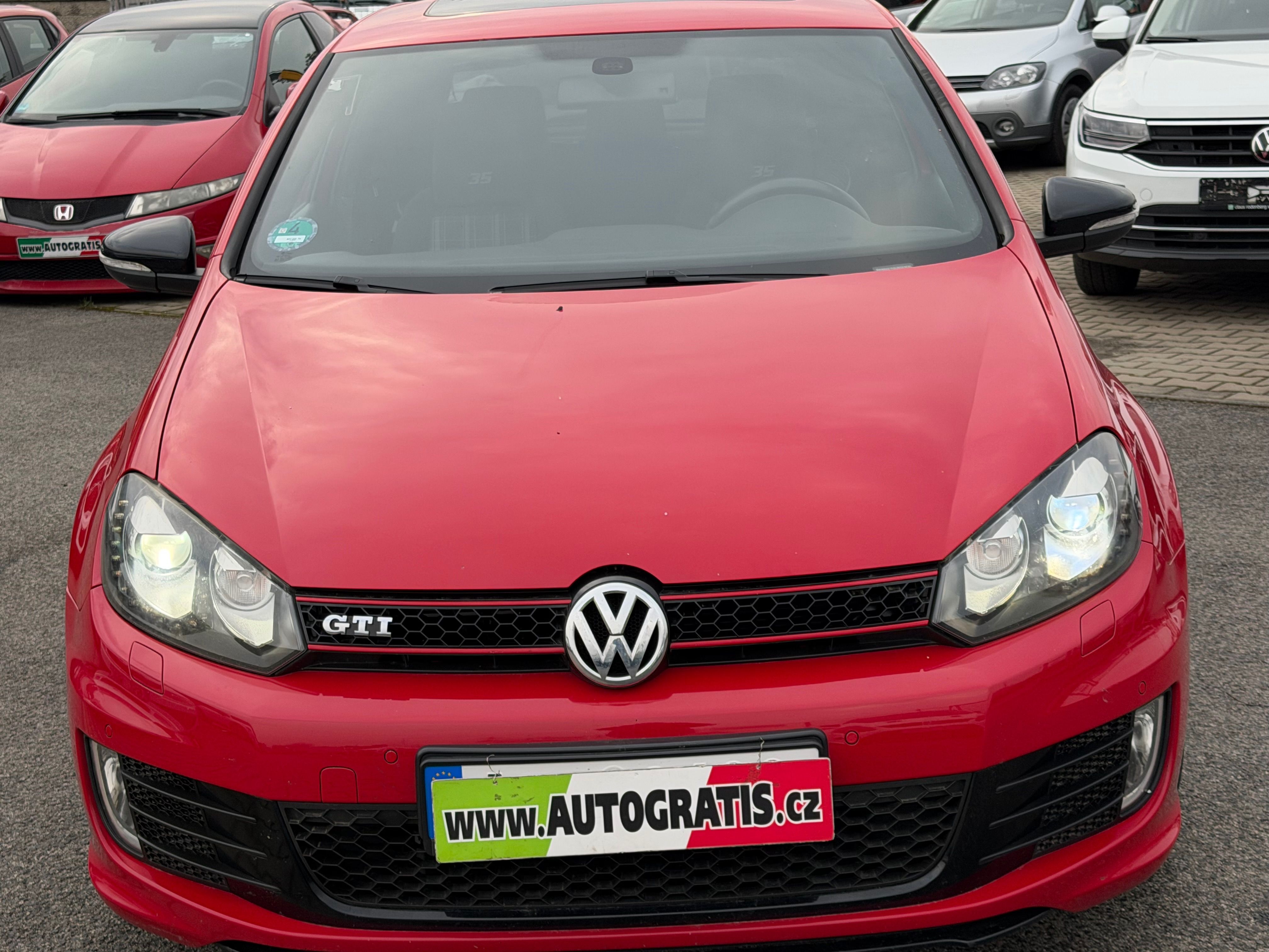 Volkswagen Golf, 2.0GTI-DSG-EDITION-35-TOP-STAV - fotka 2