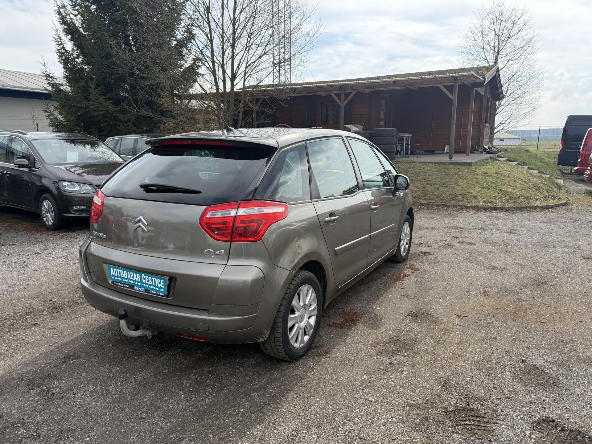 Citroën C4 Picasso, 1.8i 16V - fotka 6