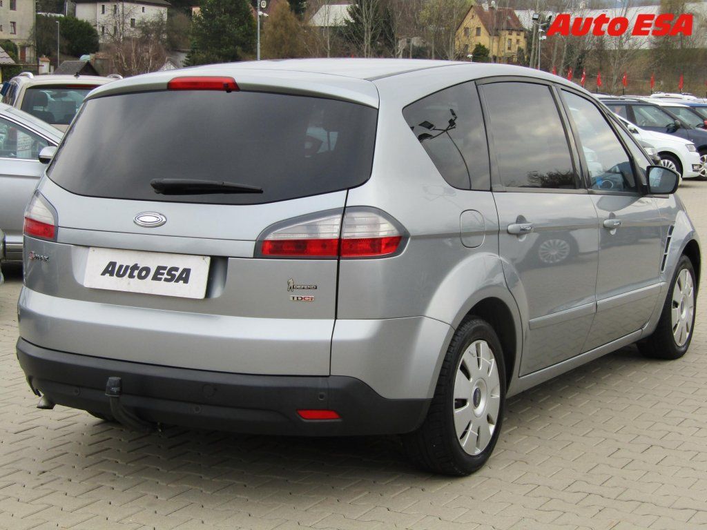 Ford S-MAX, 2.0TDCI,AC,temp. - fotka 6