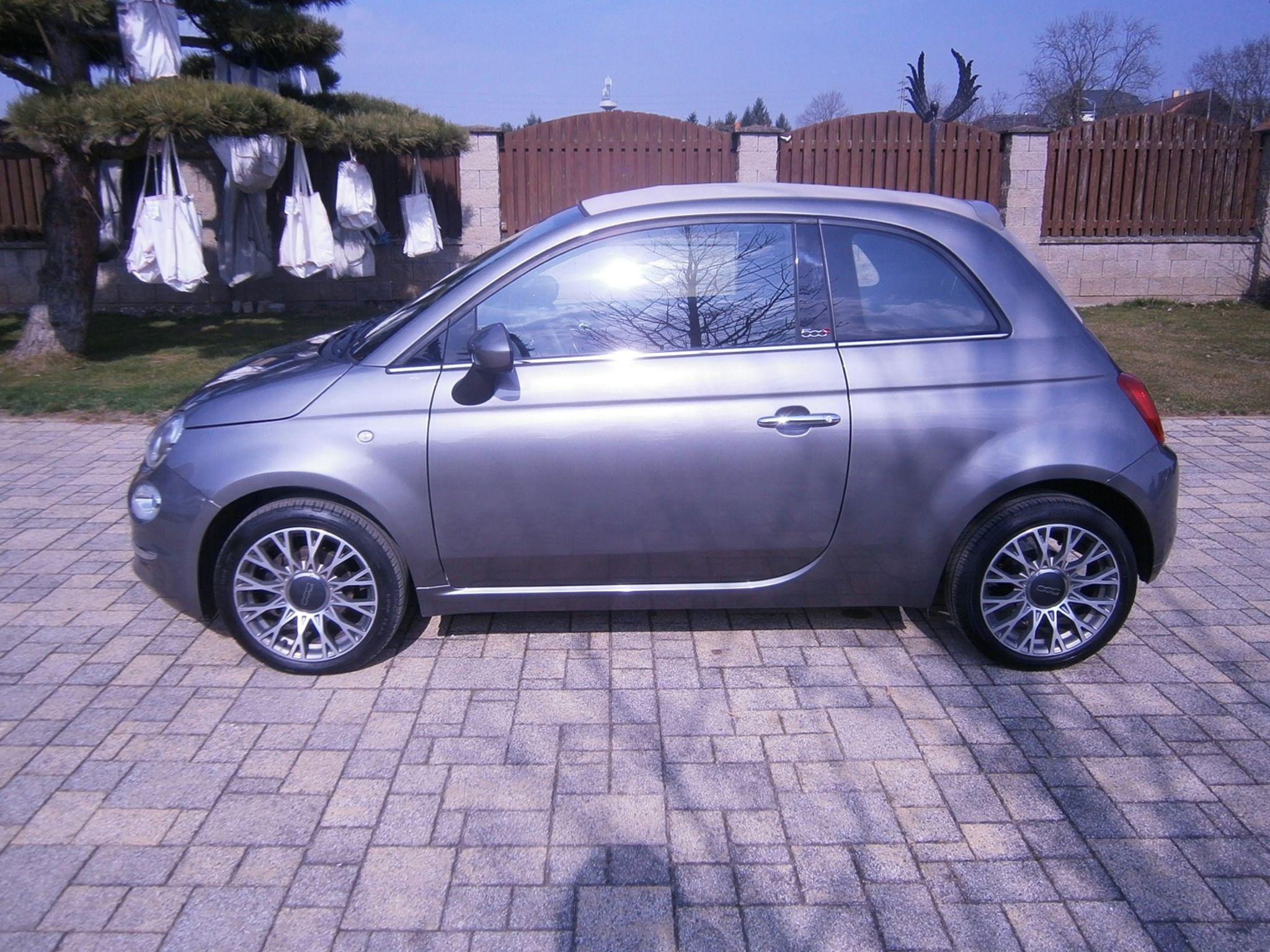 Fiat 500C, 1,0 HYBRID - fotka 2