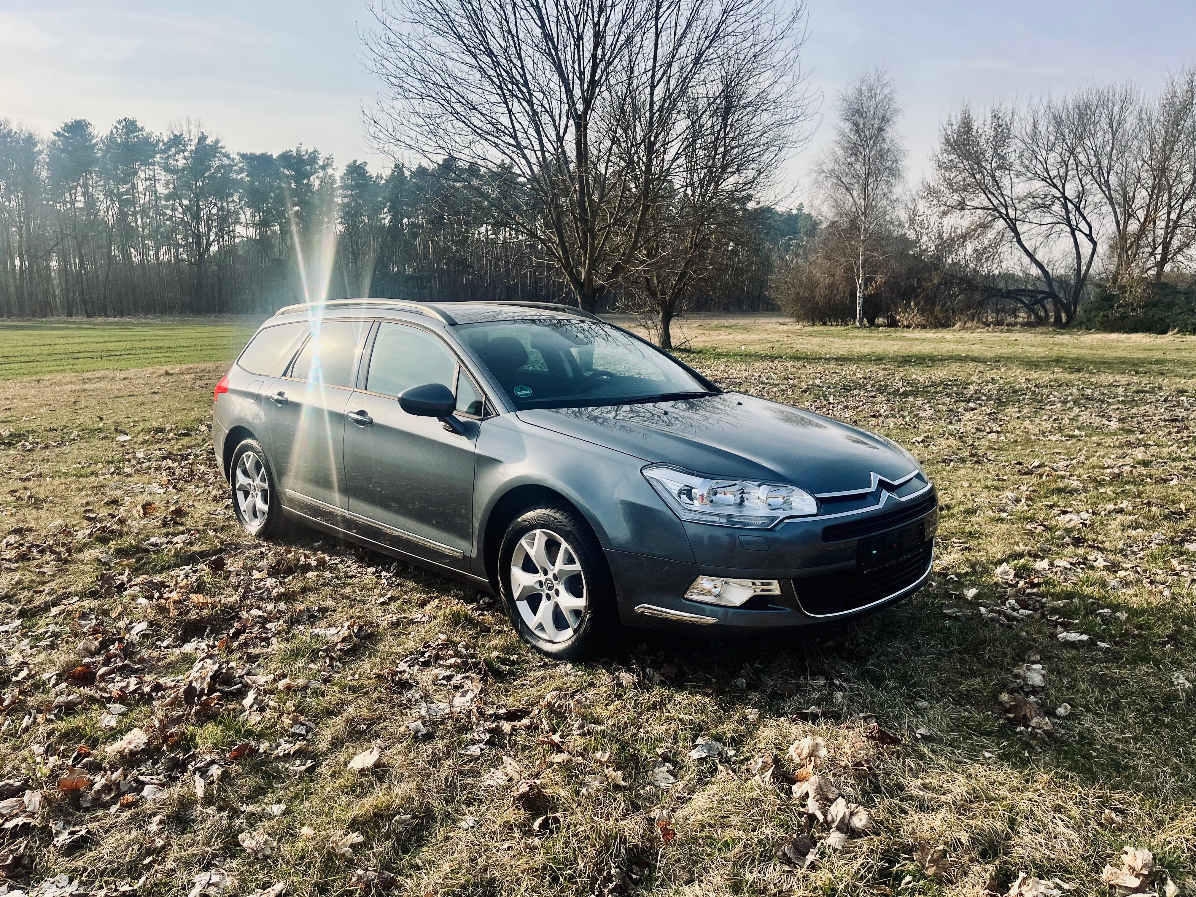 Citroën C5, Spolehlivý 2.0 i benzin 140ps - fotka 2