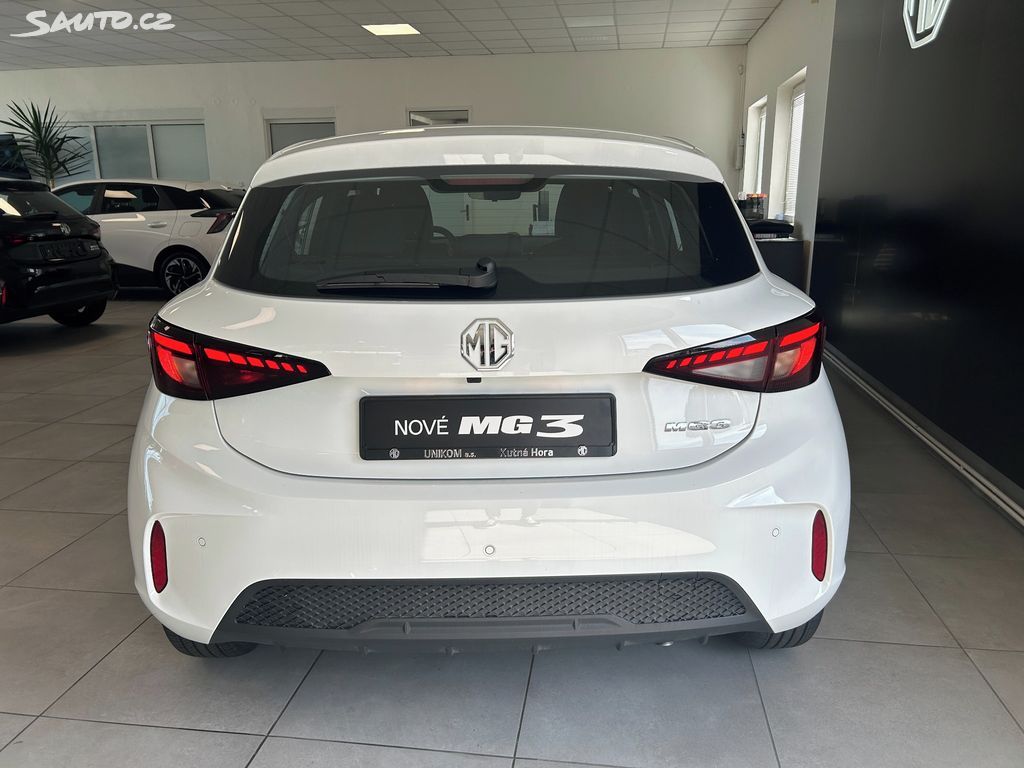 MG MG3, 1,5 ELEGANCE - fotka 4