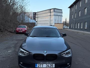 BMW 1 series-118d (F20)2.0d