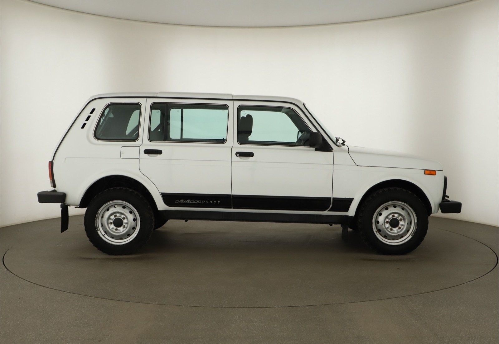 Lada Niva, 1.7 i, 4X4 - fotka 6