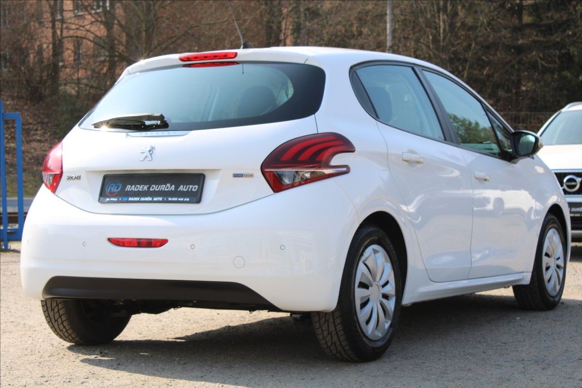 Peugeot 208, 1,2 PT  NOVÉ V ČR,48TKM - fotka 5
