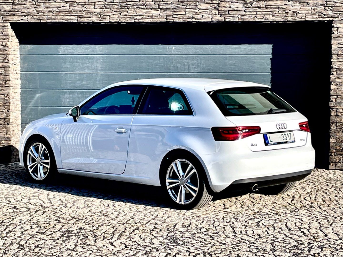 Audi A3, 1.2 TFSI S-line Sportpaket - fotka 6
