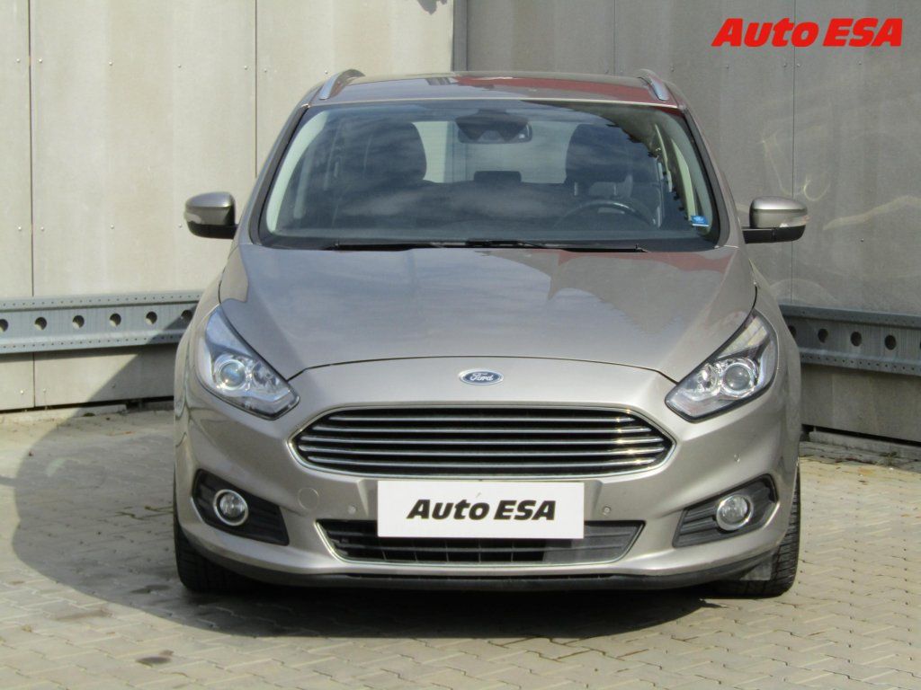Ford S-MAX, 2.0 TDCi 4x4,7míst,AT - fotka 2