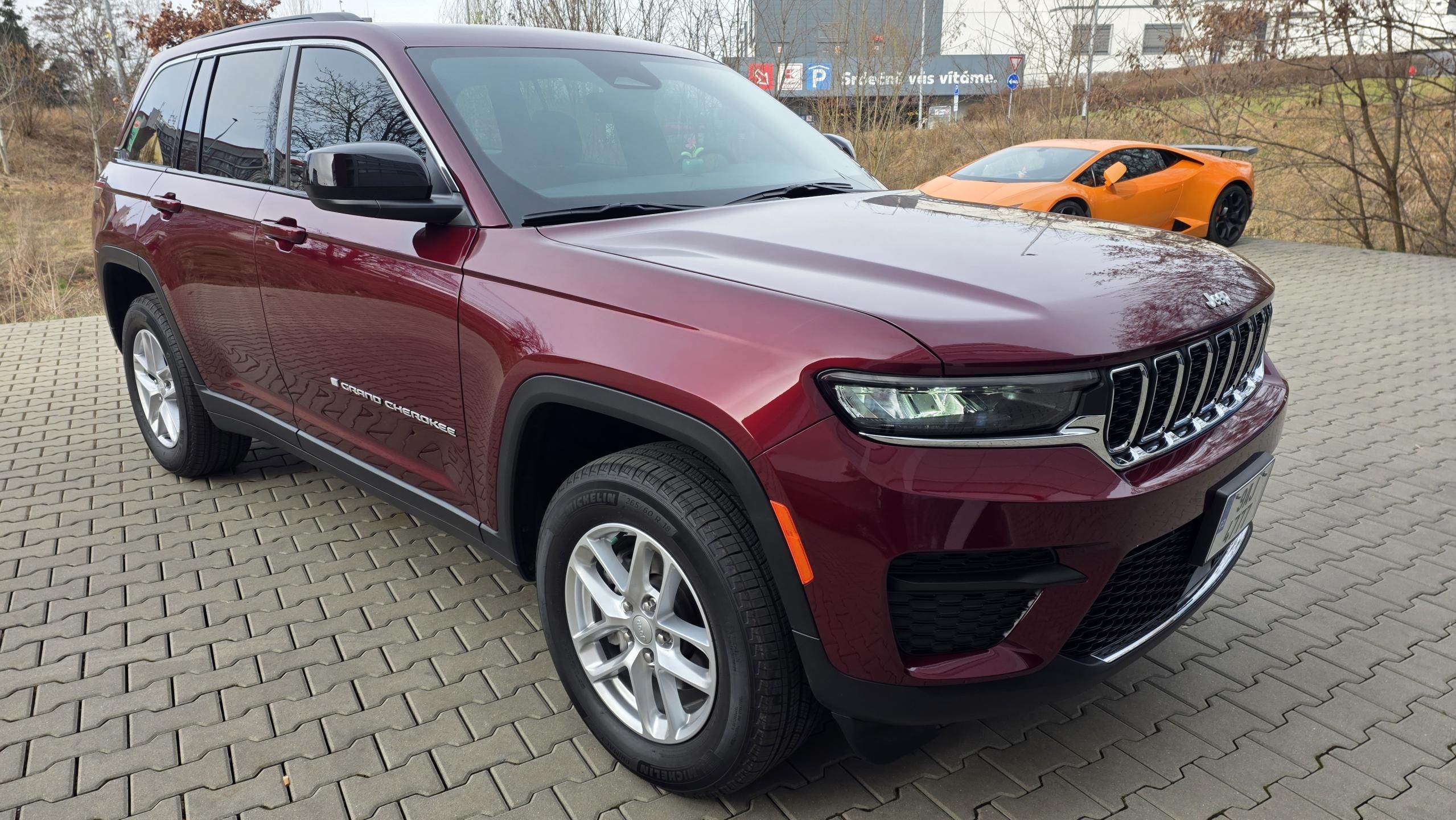 Jeep Grand Cherokee, 3.7 V6 AUT NEW CAR