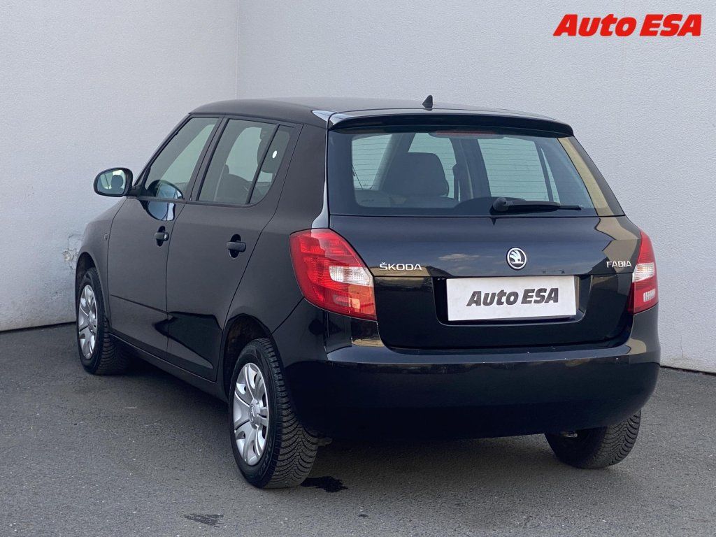 Škoda Fabia, 1.6 TDi,Active,AC - fotka 6
