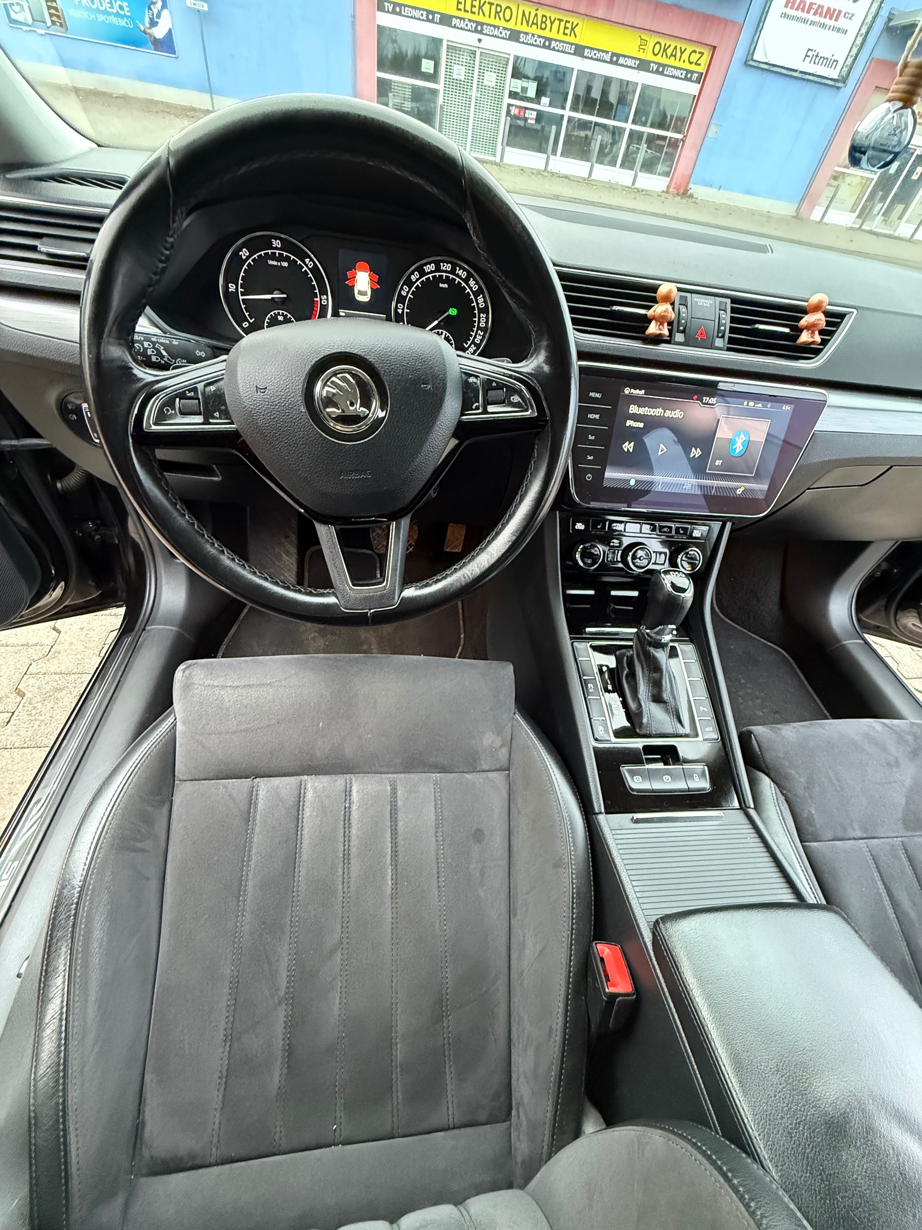Škoda Superb, Škoda Superb Combi 2.0 TDI - fotka 6