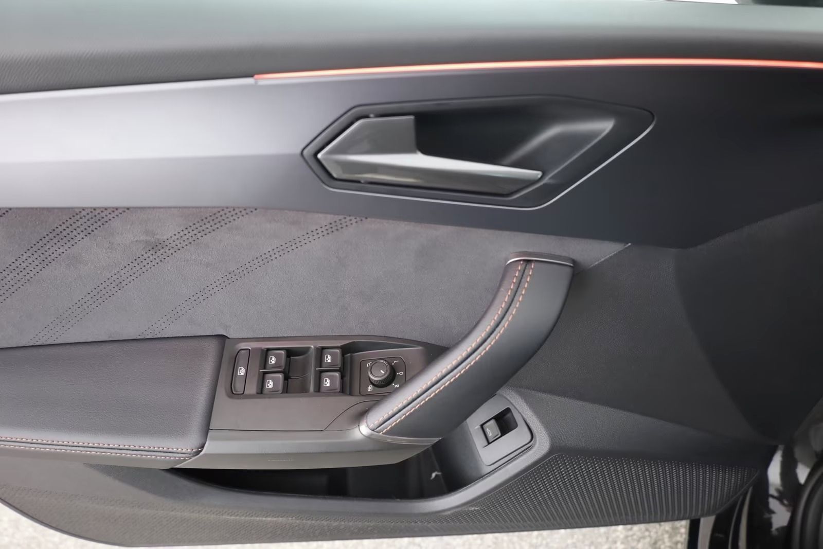 Cupra Leon, Sportstourer VZ - fotka 6