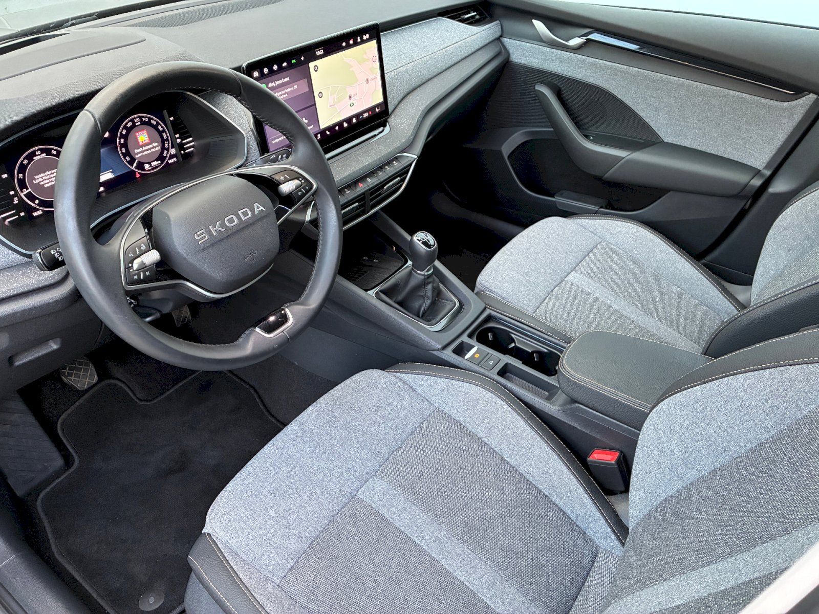 Škoda Octavia, 1,5 TSI / 110 kW Top Selection - fotka 5