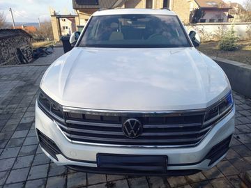 170 KW, roční auto TOP STAV