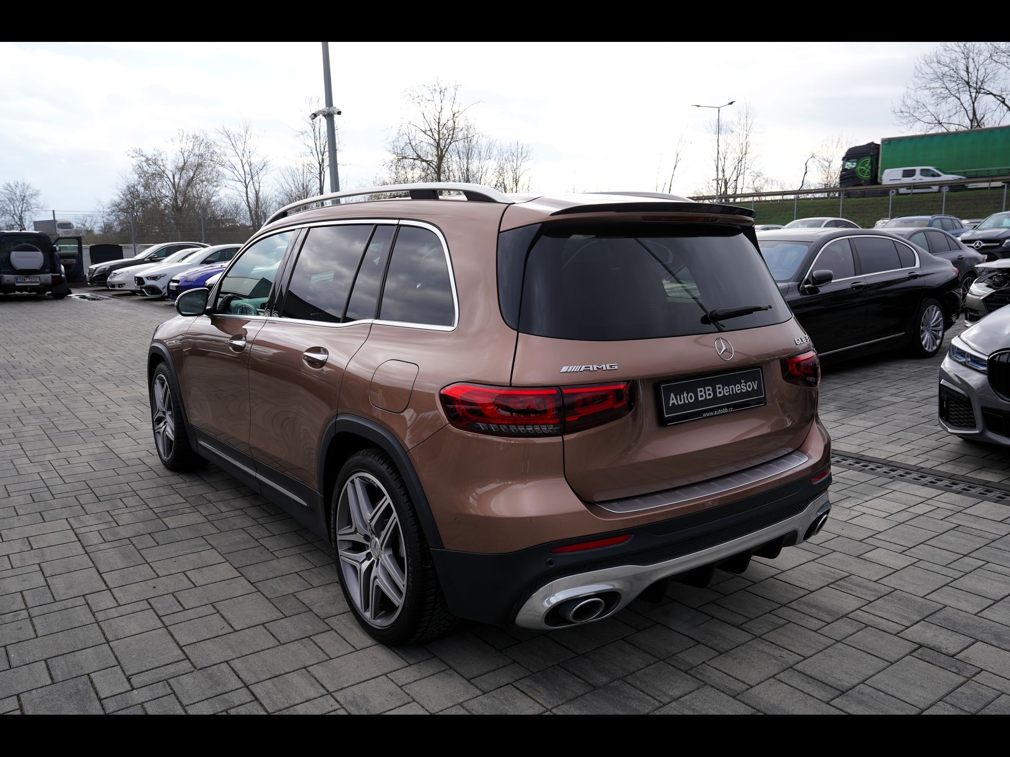 Mercedes-Benz GLB, GLB 35 AMG 4Matic/310 PS/ČR - fotka 4