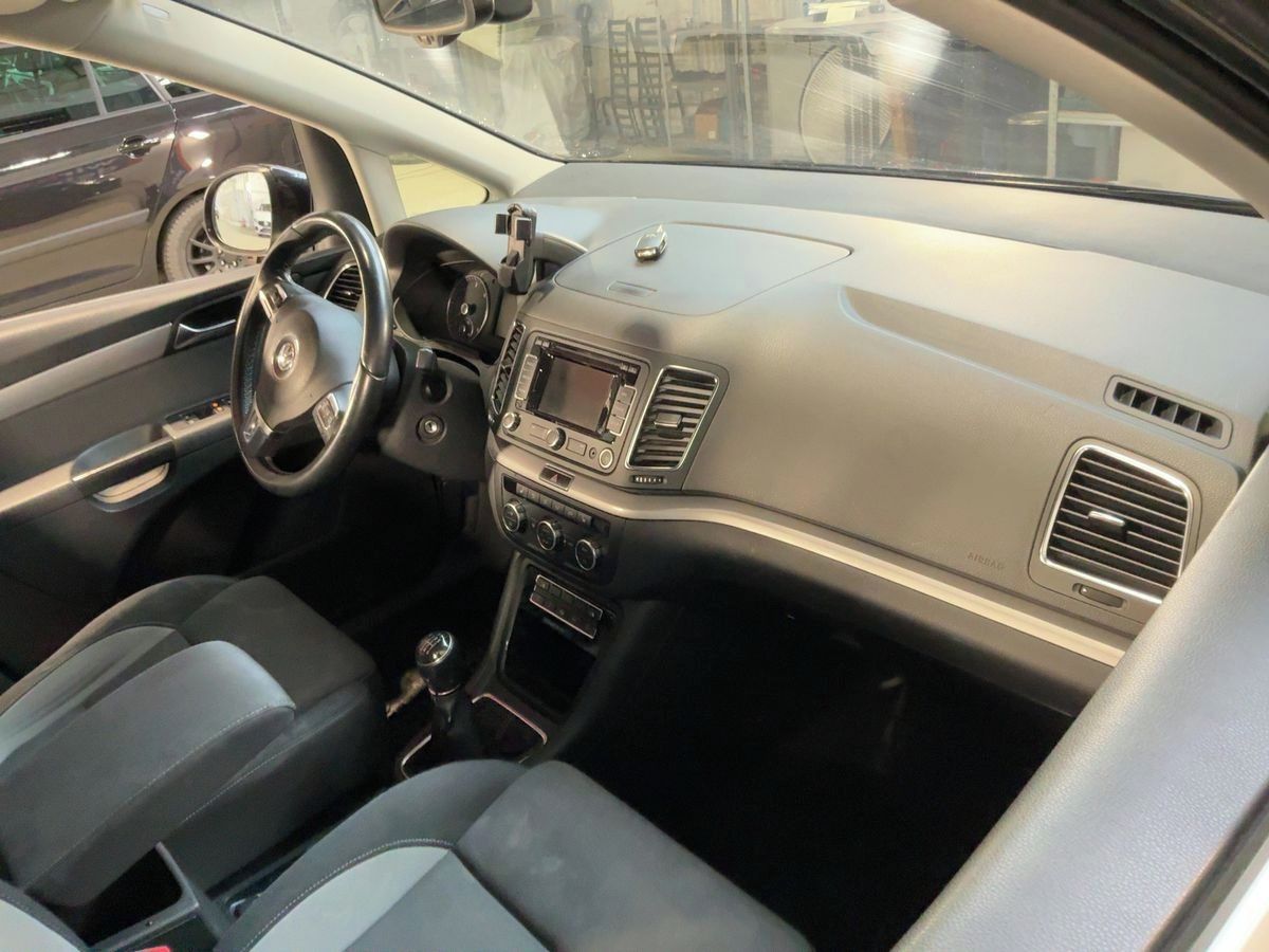 Volkswagen Sharan, 2.0TDI 130KW 7-MÍST r.2014 TOP - fotka 6