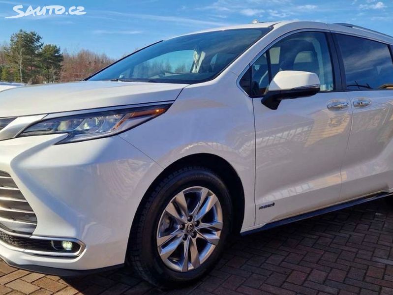 Toyota Sienna, 2.5L Limited Edition