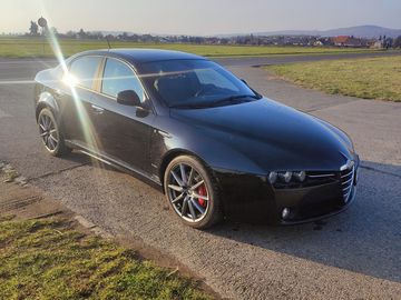 Sedan 2.0 JTDM TI