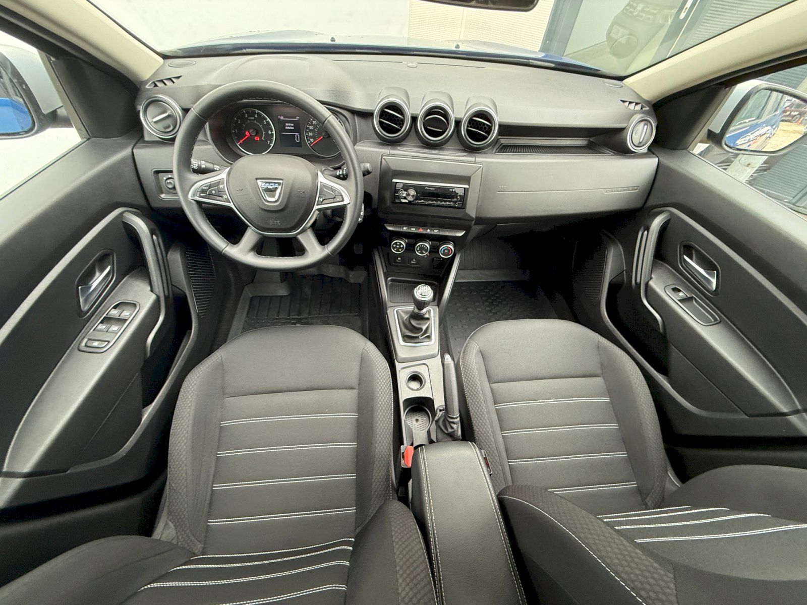 Dacia Duster, 1.3TCe 96kW 1. Majitel ! - fotka 5