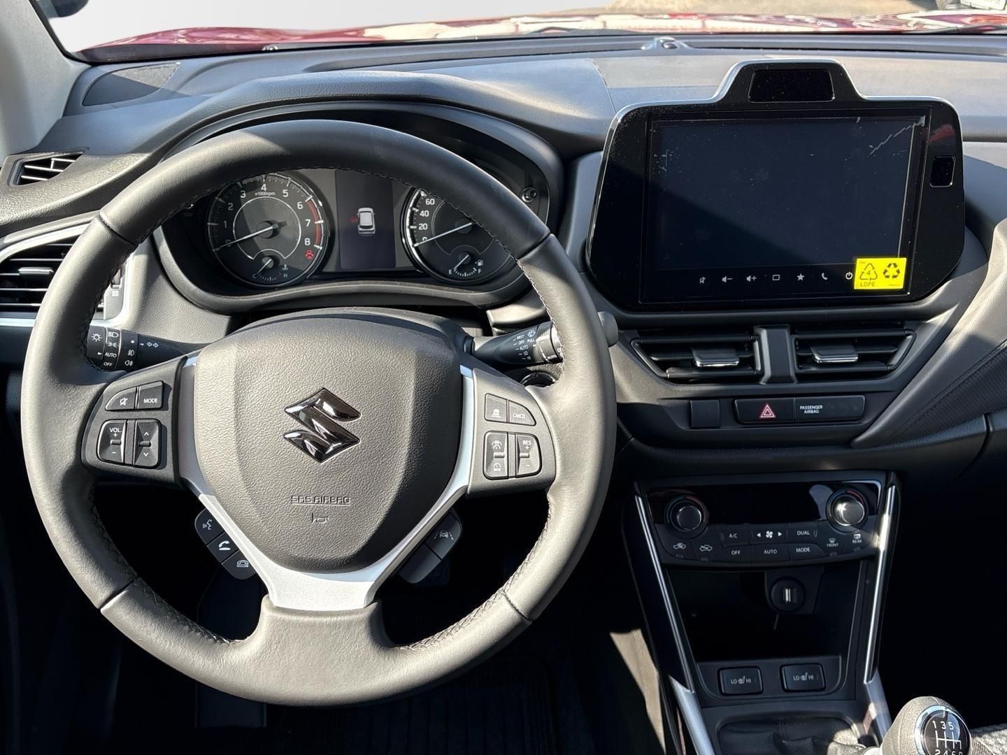 Suzuki S-Cross, 1.4 BoosterJet Premium Hybrid - fotka 5